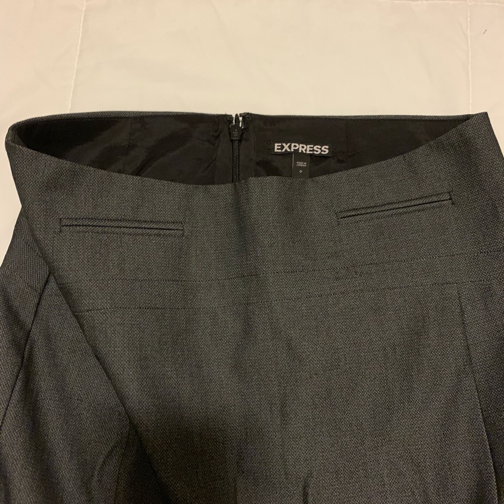 Skirt - Picture 2 of 3